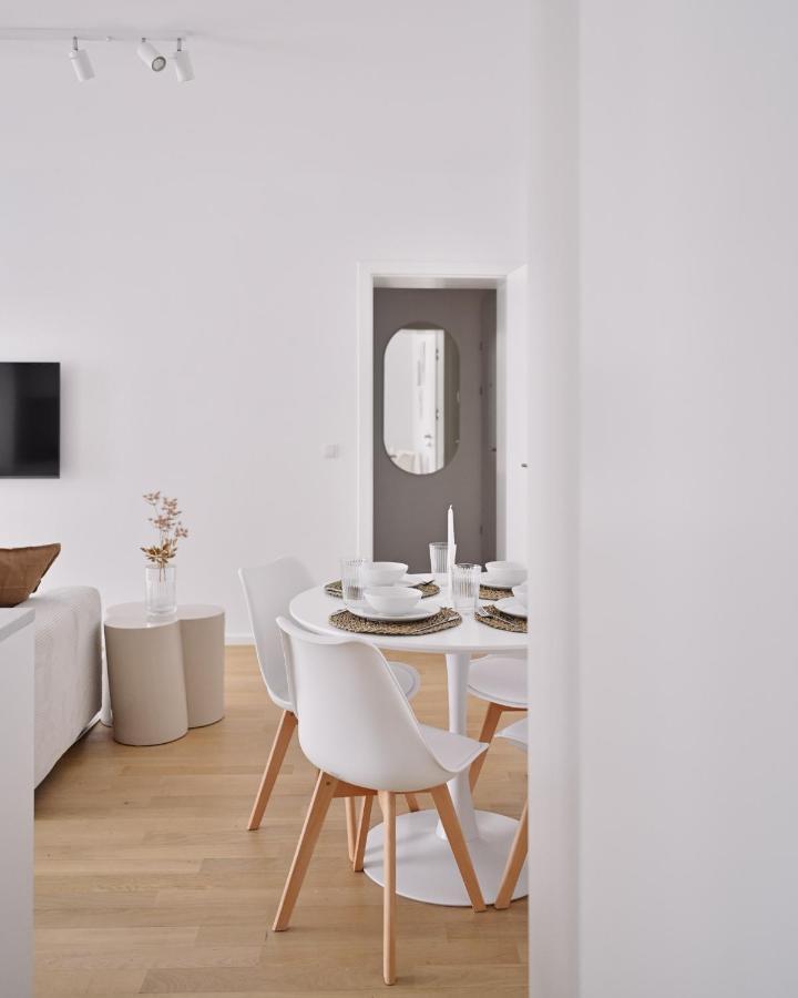 Stylish & Modern Apartment - Private Garden & Free Parking Wien Exterior foto