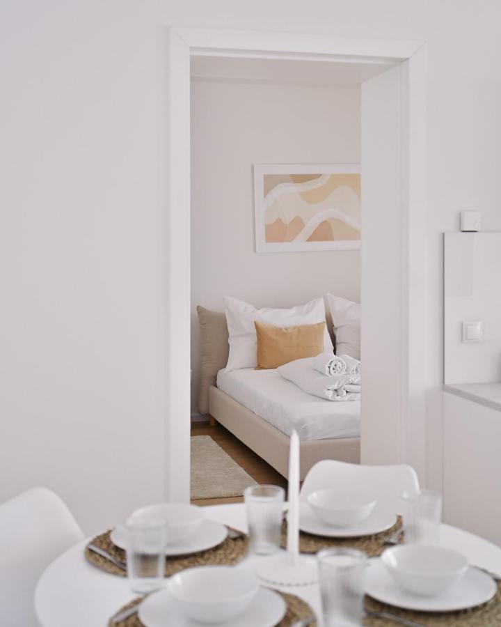 Stylish & Modern Apartment - Private Garden & Free Parking Wien Exterior foto